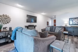 Photo #6: 6623438 Listing