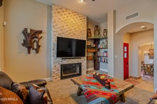 Photo #3: 6623579 Listing