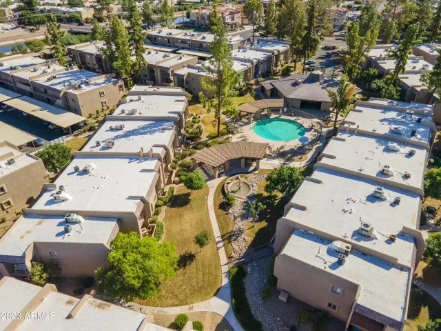 MLS: 6623945 Condo For Sale