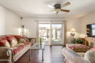 Photo #5: 6623945 Listing