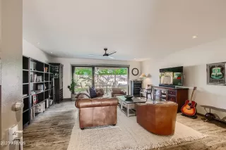 Photo #2: 6623997 Listing