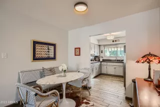 Photo #4: 6623997 Listing