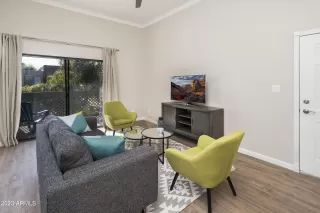 Photo #6: 6624033 Listing 