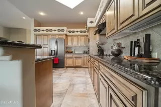 Photo #6: 6624163 Listing