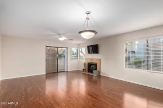 Photo #1: 6624282 Listing