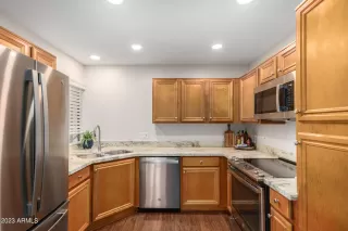 Photo #4: 6624282 Listing