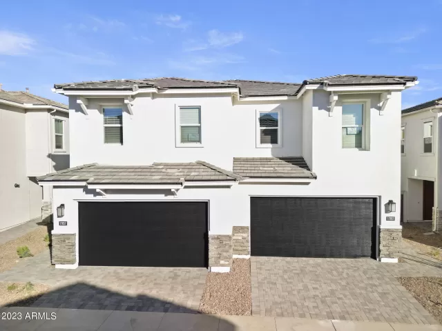 MLS: 6624434 Condo For Sale