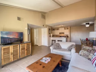 Photo #3: 6624535 Listing