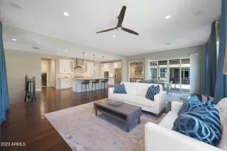 Photo #2: 6624629 Listing 