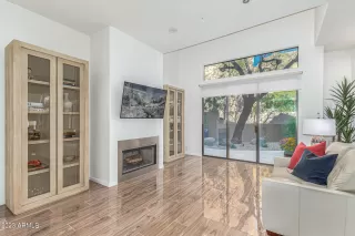 Photo #3: 6624866 Listing