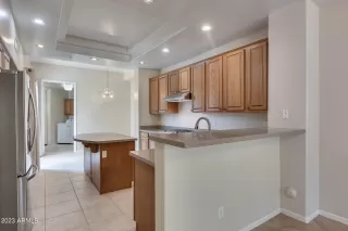 Photo #5: 6625103 Listing