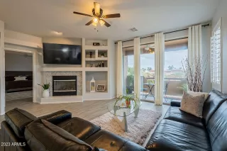 Photo #5: 6625150 Listing