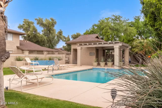 MLS: 6625170 Condo For Sale