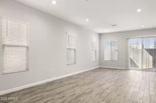 Photo #4: 6625195 Listing