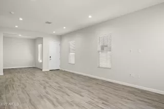 Photo #6: 6625195 Listing