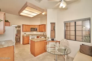 Photo #2: 6625606 Listing