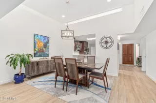 Photo #5: 6625743 Listing