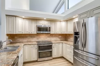 Photo #4: 6625866 Listing