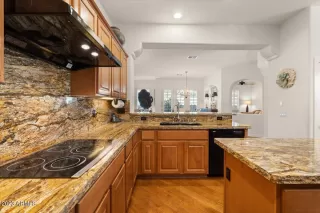 Photo #2: 6625941 Listing 