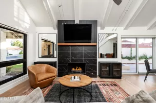 Photo #4: 6625968 Listing