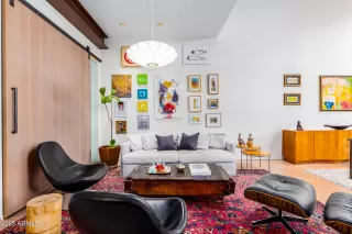 Photo #2: 6625984 Listing