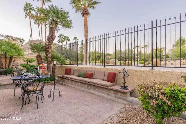 MLS: 6626253 Condo For Sale