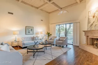 Photo #3: 6626253 Listing