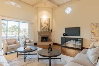 Photo #5: 6626253 Listing