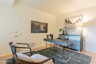 Photo #6: 6626253 Listing