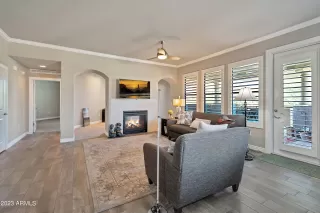 Photo #4: 6626373 Listing