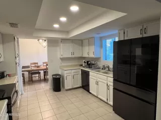 Photo #6: 6626458 Listing