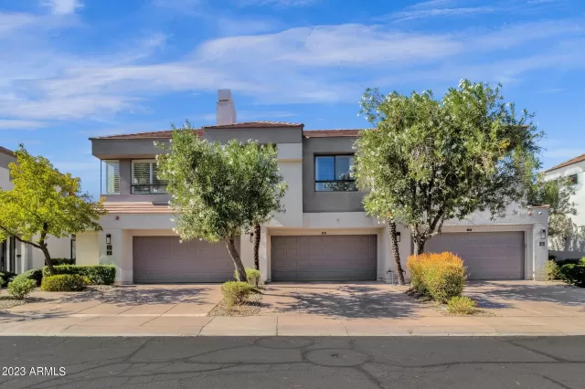 MLS: 6626703 Condo For Sale