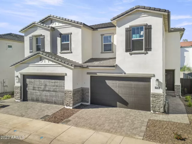 MLS: 6626756 Condo For Sale