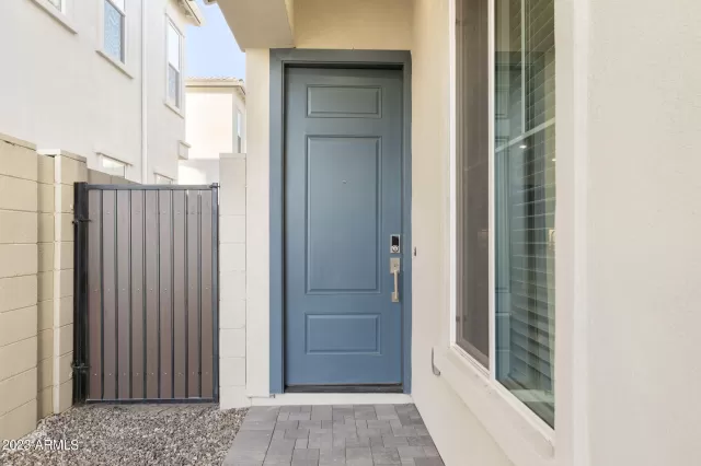 MLS: 6626759 Condo For Sale
