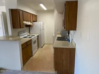 Photo #6: 6626890 Listing