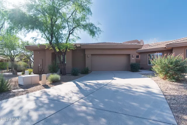 MLS: 6627020 Condo For Sale