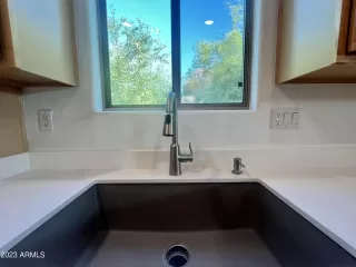 Photo #6: 6627133 Listing 