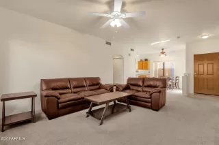Photo #5: 6627156 Listing
