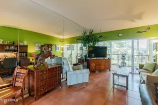 Photo #2: 6627282 Listing