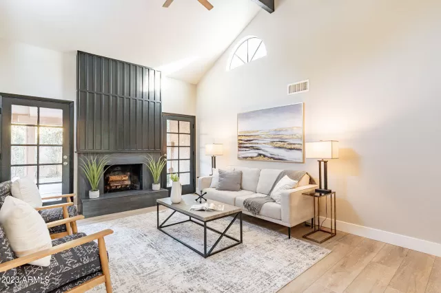 MLS: 6627452 Condo For Sale