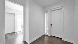 Photo #3: 6627683 Listing
