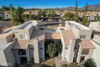 Photo #5: 6627708 Listing