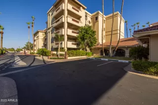 Photo #3: 6627716 Listing