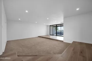 Photo #5: 6627899 Listing 