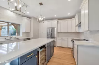 Photo #1: 6627965 Listing