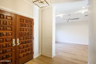 Photo #2: 6627965 Listing