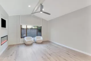 Photo #5: 6627965 Listing