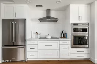 Photo #6: 6628246 Listing