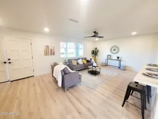 Photo #3: 6628315 Listing 