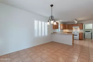 Photo #2: 6628457 Listing 